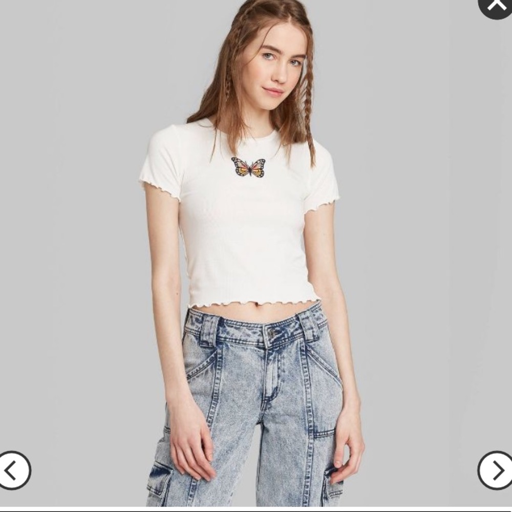 Wild Fable Butterfly Crop stop